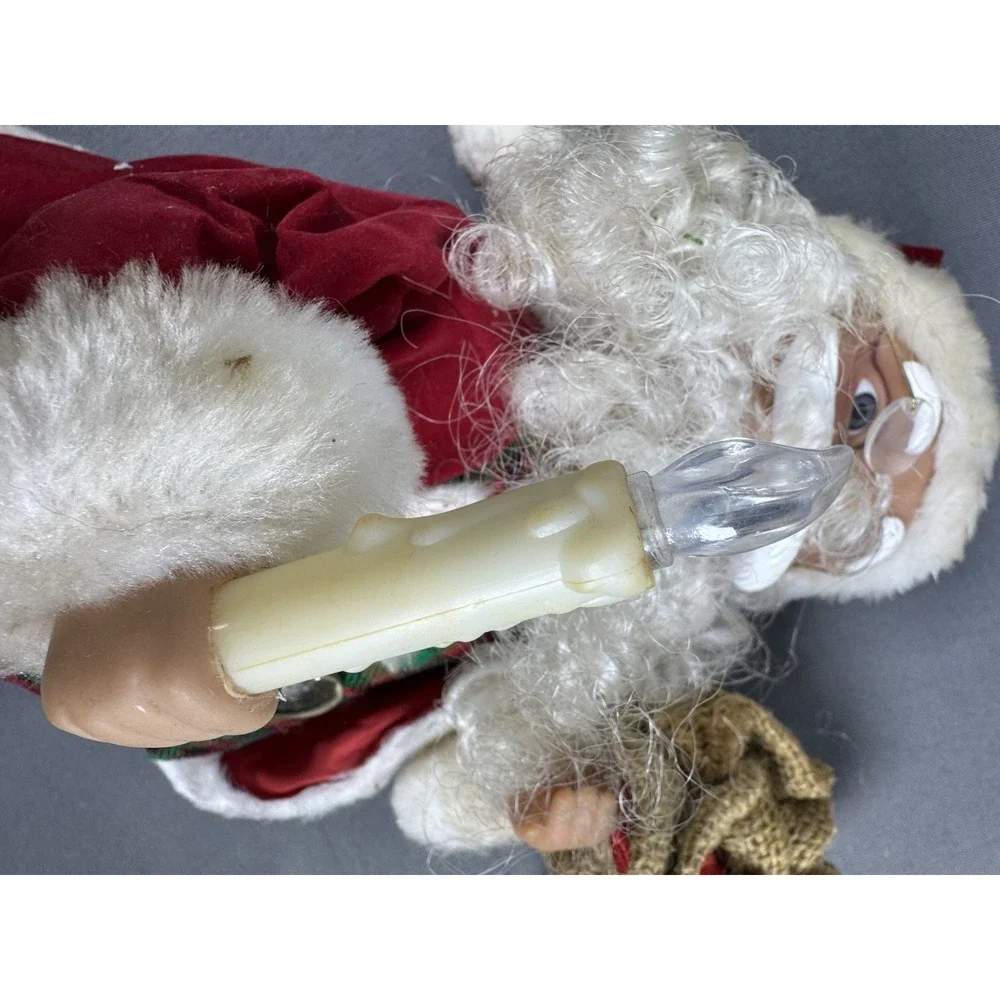 Holiday Classics vintage santa
